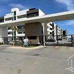 Promo!-Queen Beds-Near Beach-1St Floor-Poolside-Sleep 6