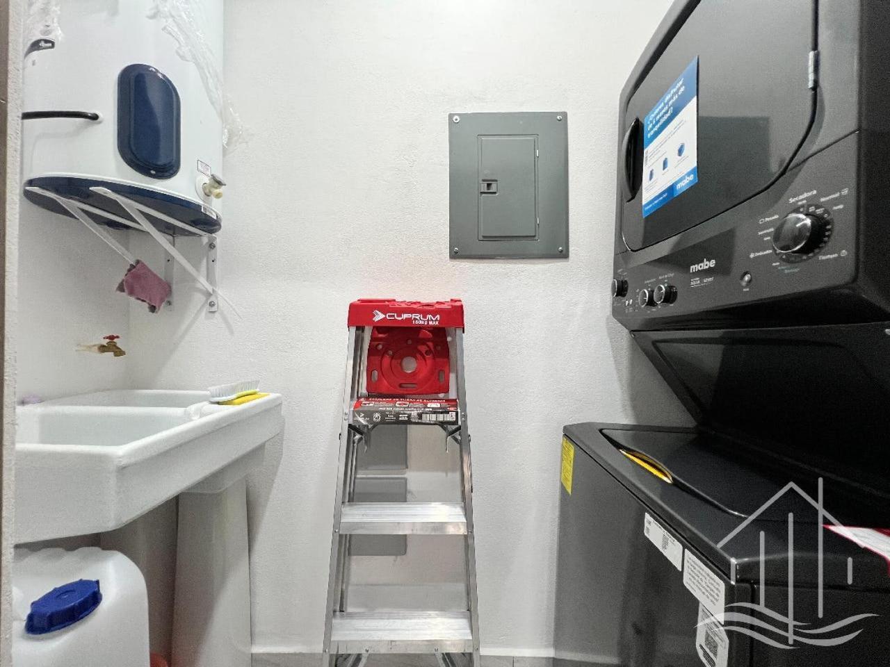 Promo!-queen Beds-near Beach-1st Floor-poolside-sleep 6 Apartment