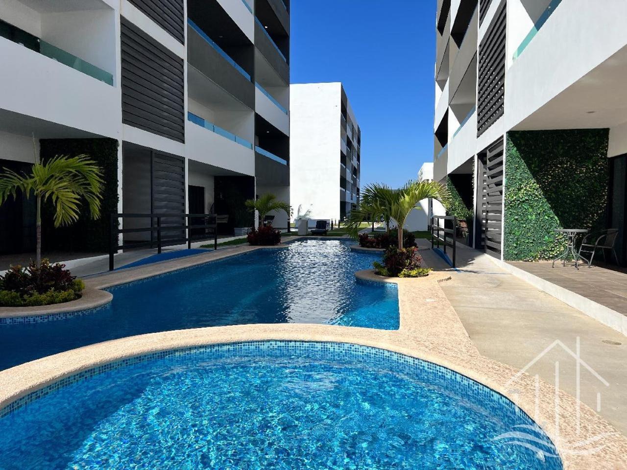 Apartment Promo!-queen Beds-near Beach-1st Floor-poolside-sleep 6