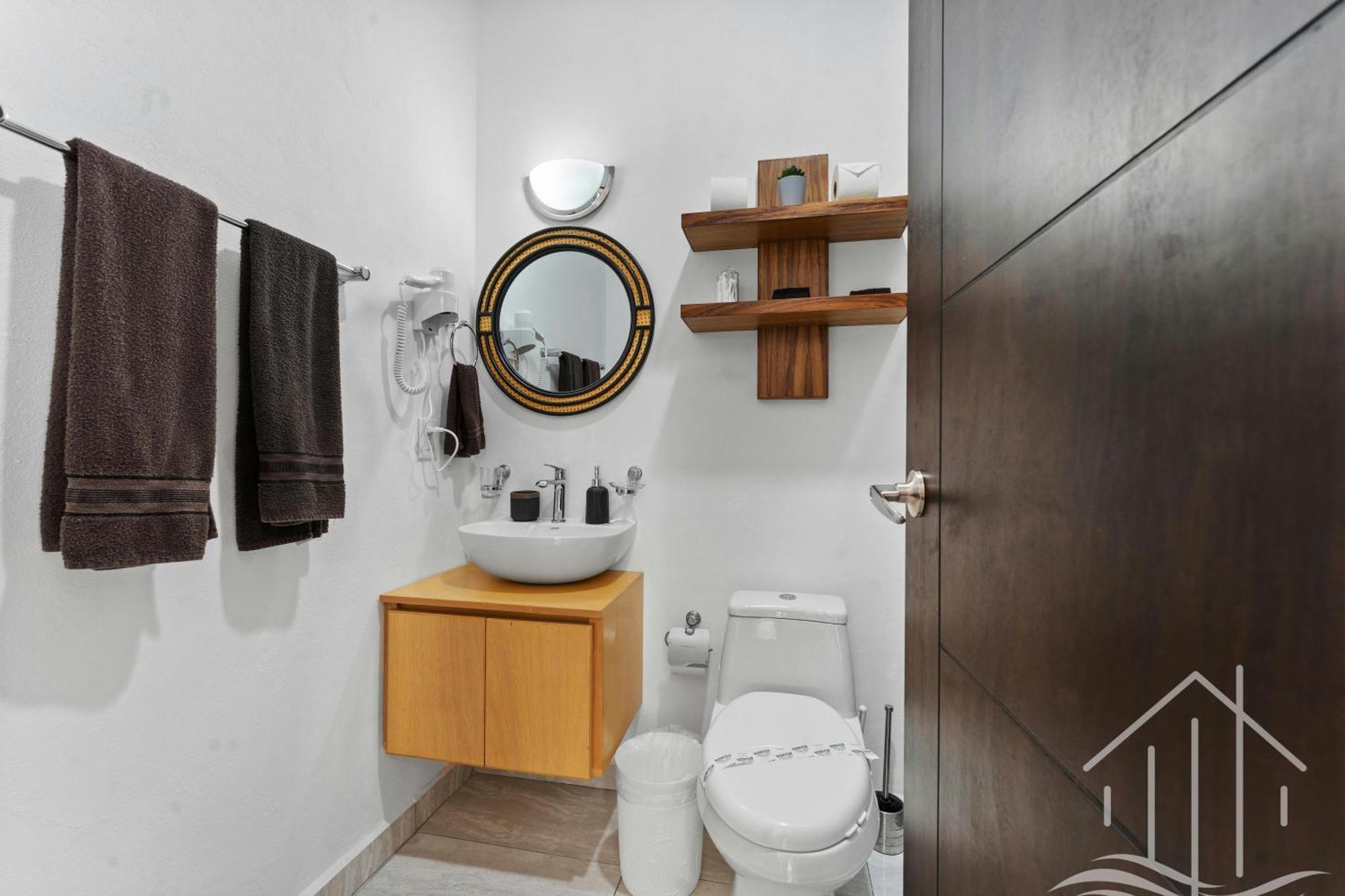 Promo!-queen Beds-near Beach-1st Floor-poolside-sleep 6 Apartment